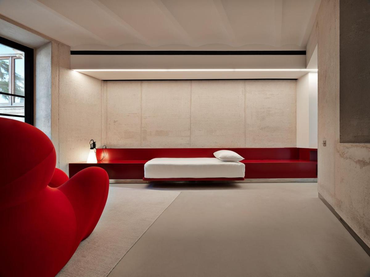 Rhinoceros Aparthotel โรม ภายนอก รูปภาพ