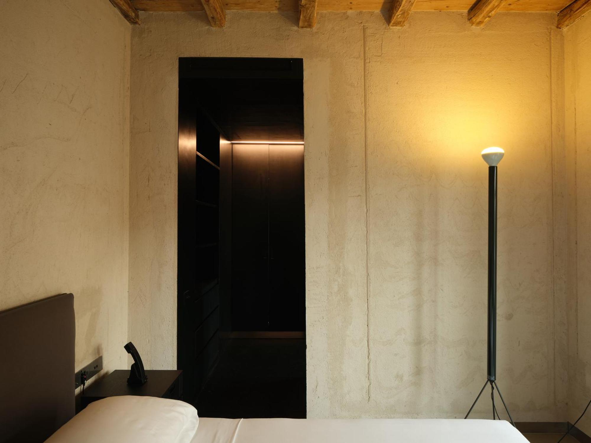 Rhinoceros Aparthotel โรม ภายนอก รูปภาพ