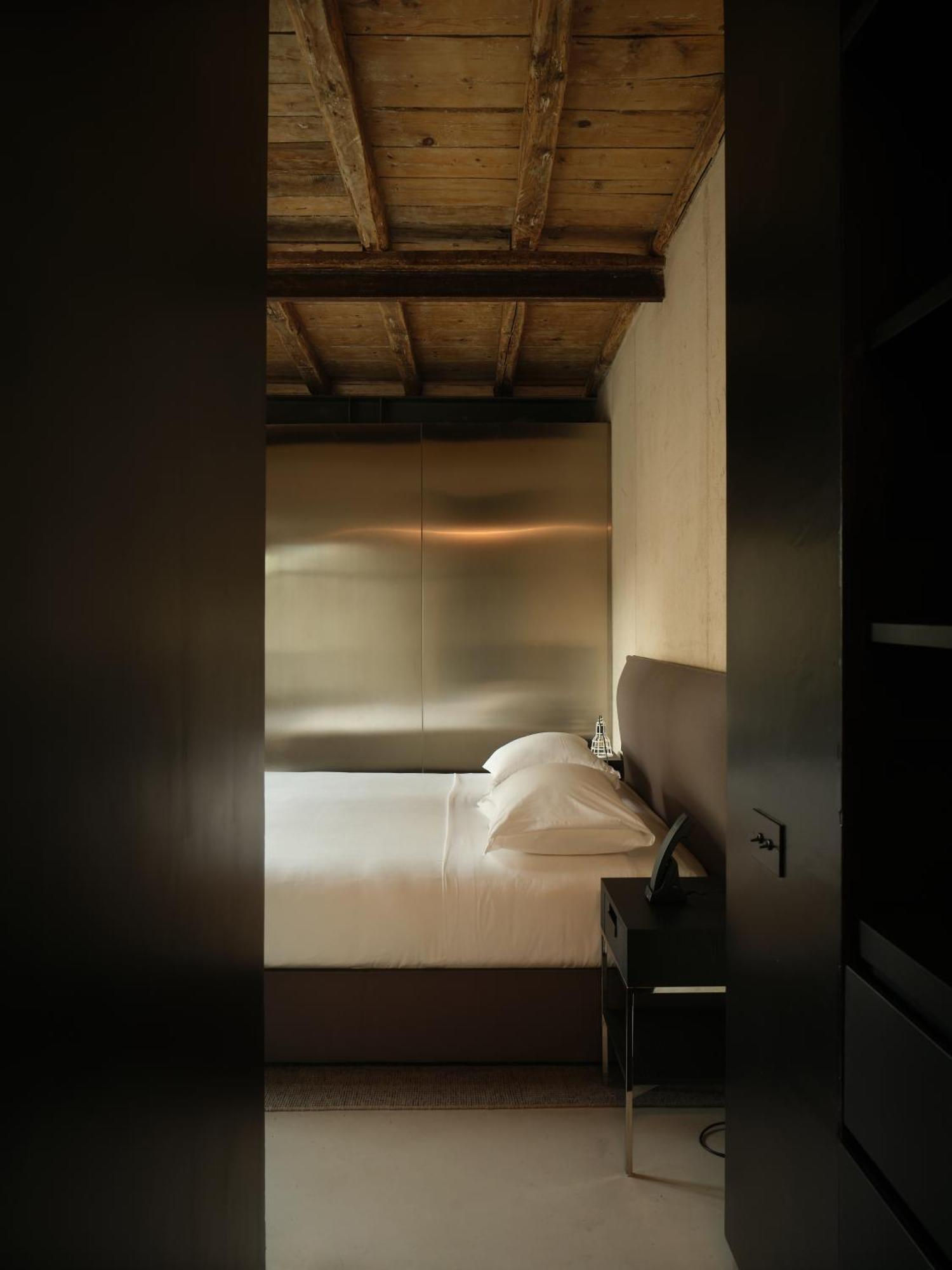 Rhinoceros Aparthotel โรม ภายนอก รูปภาพ